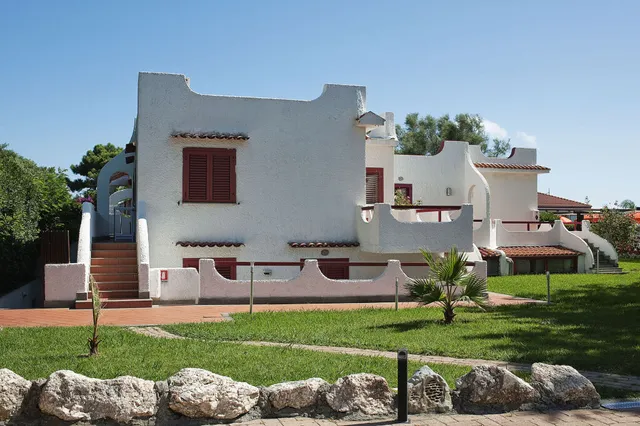 Le Mandrelle Beach Resort