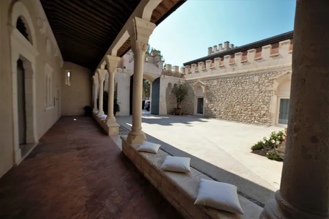 Castello Tafuri Charming Suites
