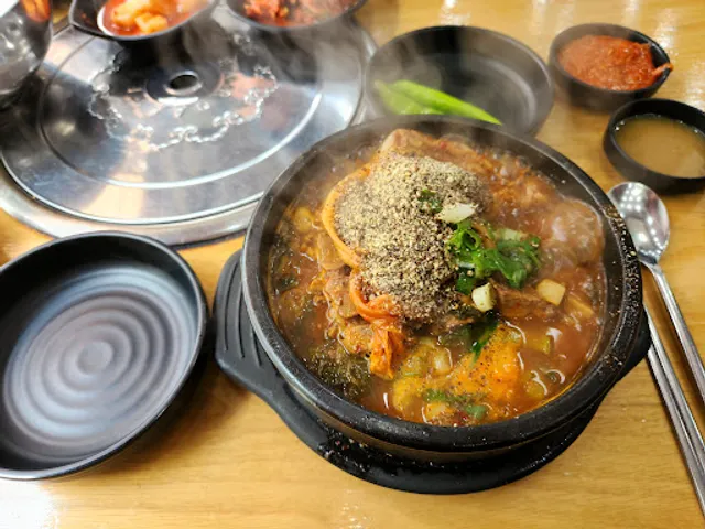 경기 순대국 & 뼈마루 감자탕