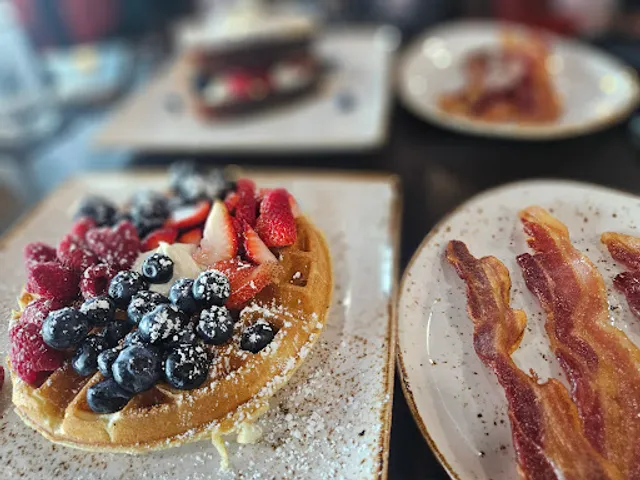 Brothers Brunch House