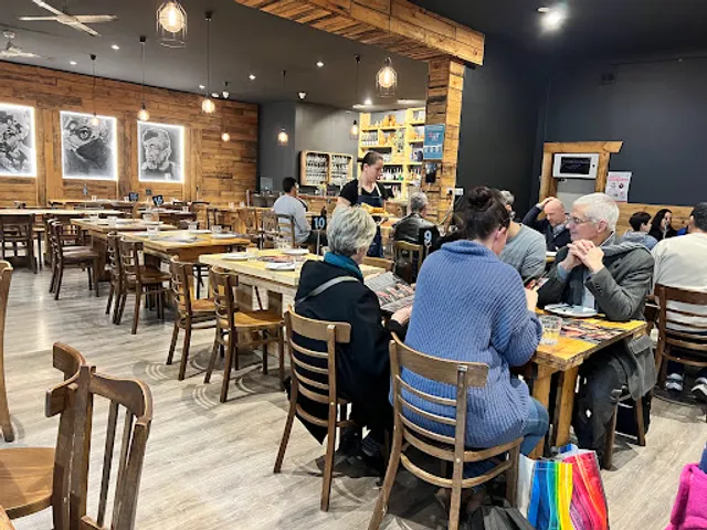 Zayt & Zaatar-est 2016 (Campbelltown)