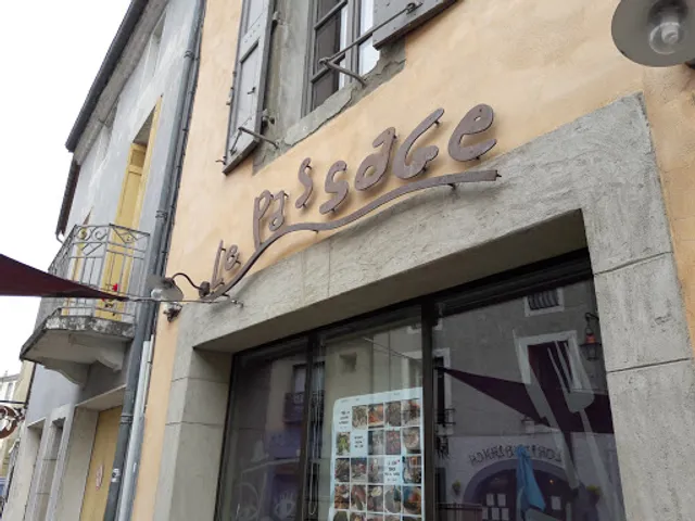 Le Pas Sage - Restaurant - Tapas - Bar à vins- Gîtes et Chambre d'Hôtes