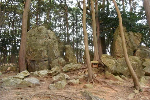 Tenpaku-Iwakura Ruins