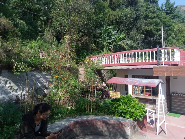 Dr. Yashodhar Mathpal