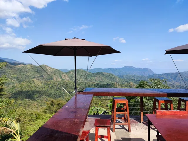 ร้านข้าวแกงสัณฑมาศ