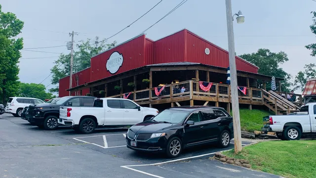 Drifters Bar & Grill