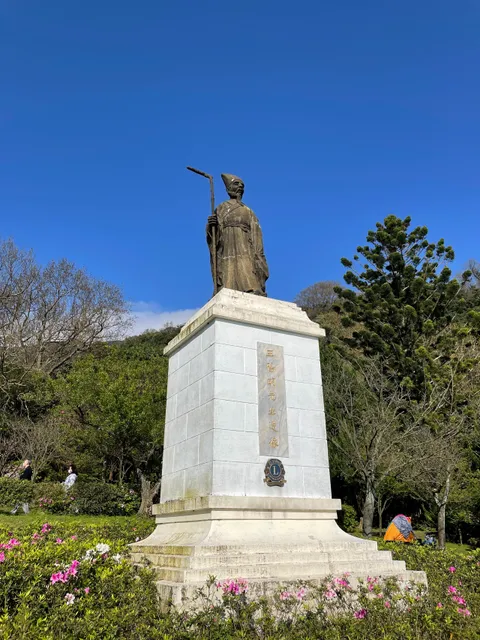Statue of Wang Yangming