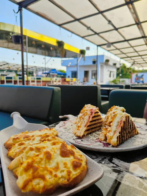 Le Vent Restro & Cafe