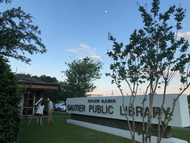 Gautier Public Library
