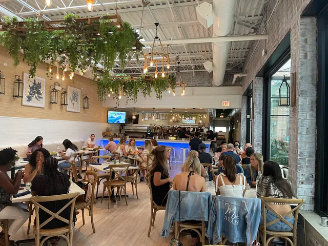 The Hampton Social - Streeterville