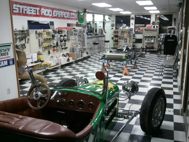Street Rod Garage