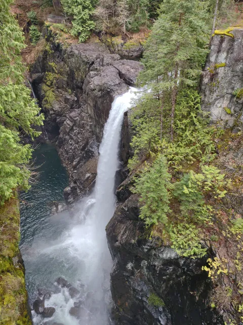 Elk Falls Provincial Park