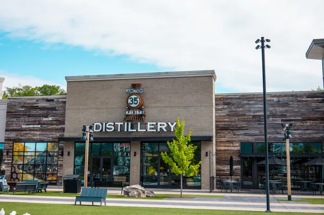 Junction 35 Spirits - Mountain Mile