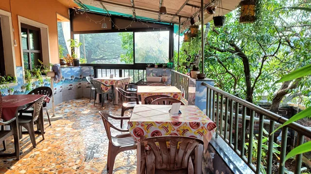 Sea View Restaurant & Bar