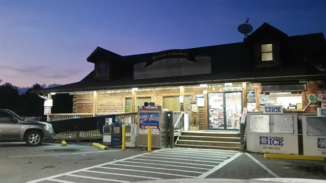 KEOWEE LAKE SHOP