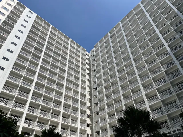 Shore Residences Tower C
