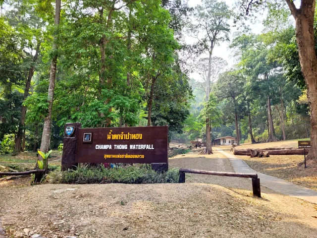 Champa Thong Waterfall