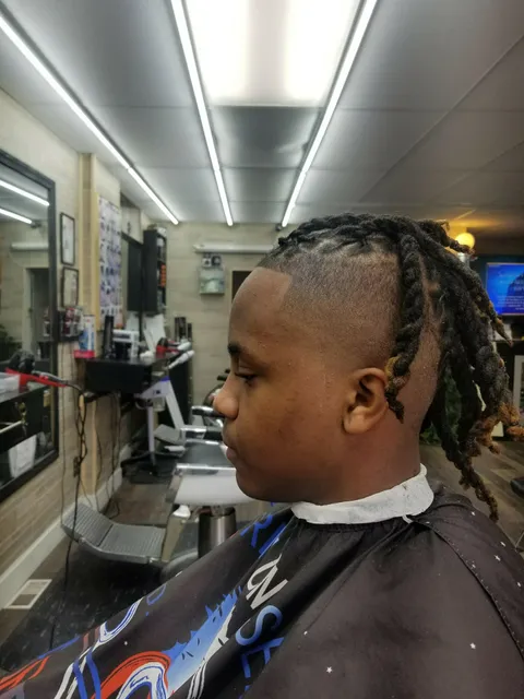 St. Louis Barber & Beauty Salon