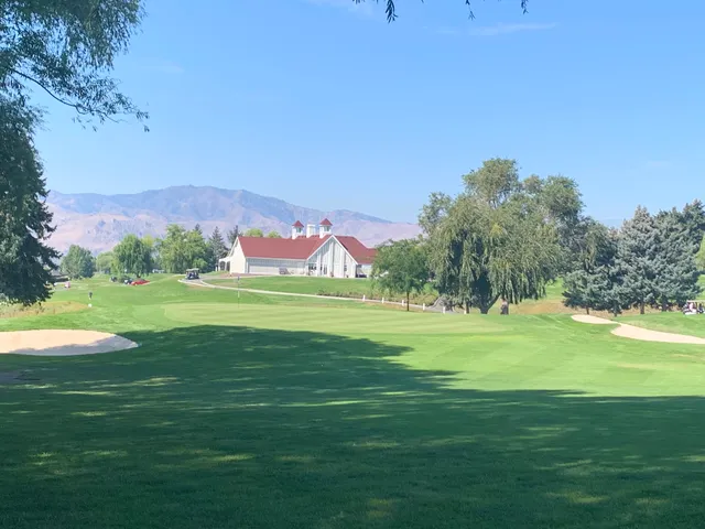 Highlander Golf Course