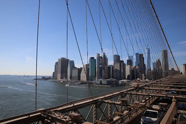 Brooklyn Bridge Pedestrian Walkway