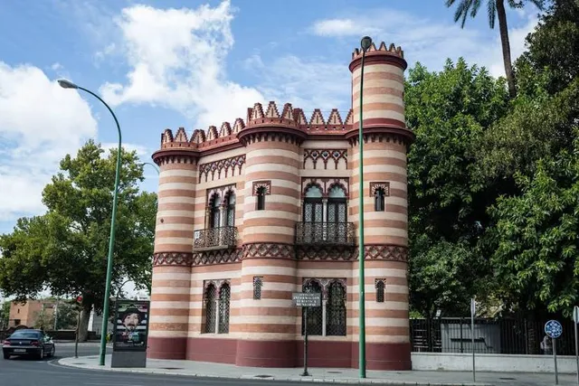 Costurero de la Reina