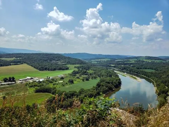 Wyalusing Rocks Scenic Overlook