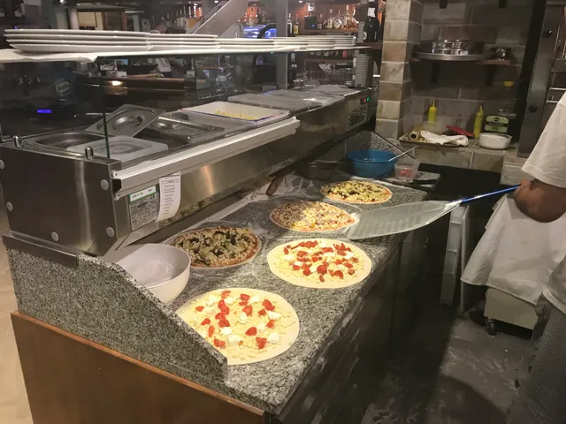 Il Gabbiano RISTORANTE PIZZERIA BEACH BAR