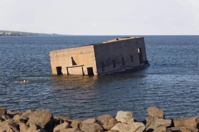 The CRIBS (Uncle Harvey's Mausoleum)