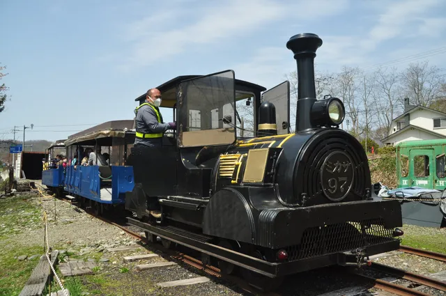 ミカサトロッコテツドウ