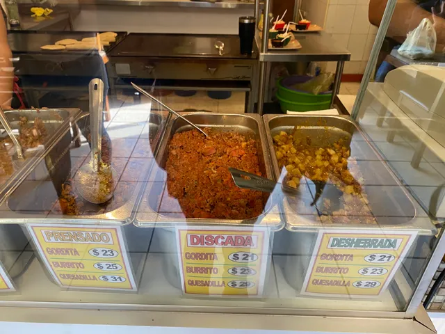 Gorditas La Guacamaya