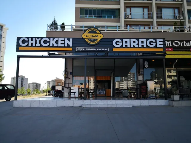 Chicken Garage Cajun & Burger