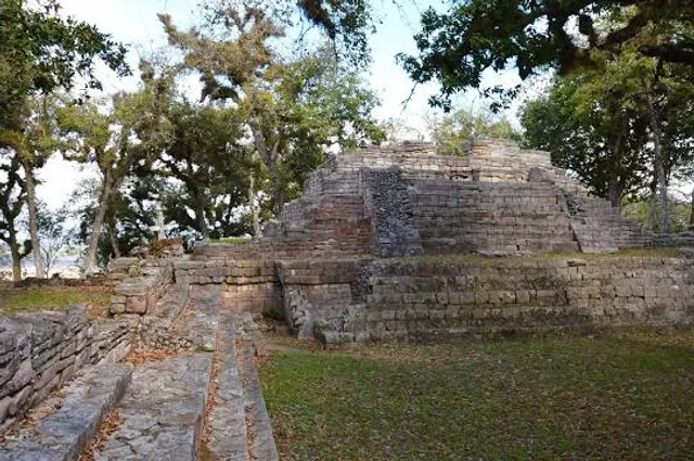 Zona Arqueológica de Tenam Puente