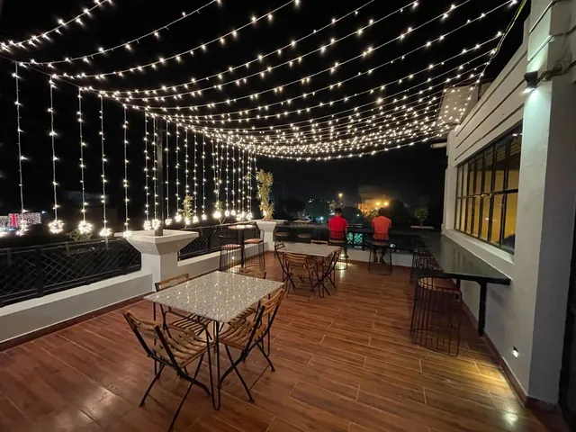 SKOL Rooftop Cafe - Best Cafe in Jodhpur - Best Rooftop Restaurant in Jodhpur