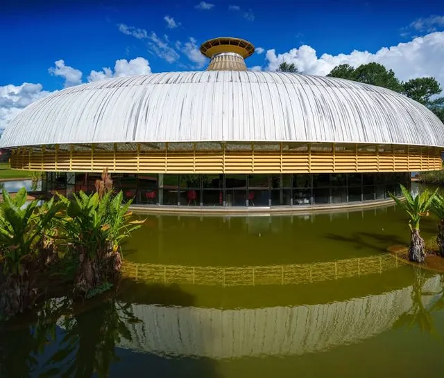Darcy Ribeiro Memorial (Beijodromo)