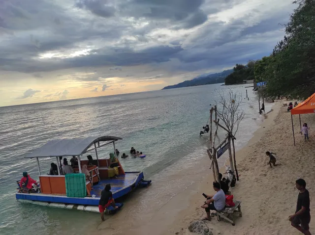 Wisata pantai kaisomaru