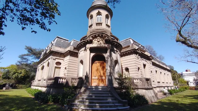 Museo Palacio Raggio