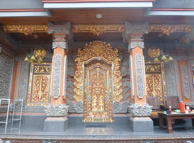 Warini Home Stay / Bungalows