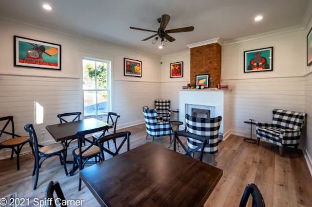 Lazy Labrador Coffee House