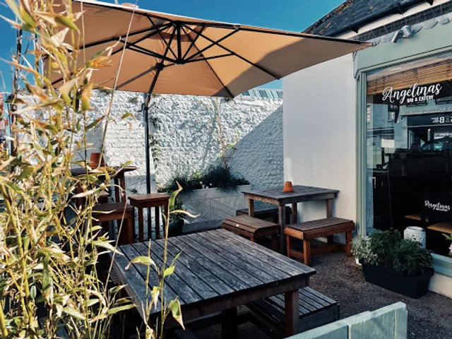 Angelina's Bar And Eatery