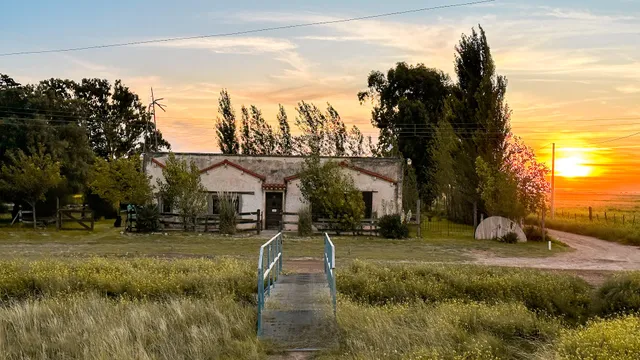 LA QUINTA CAMPING & Hostal "LUGAR DE REUNION"