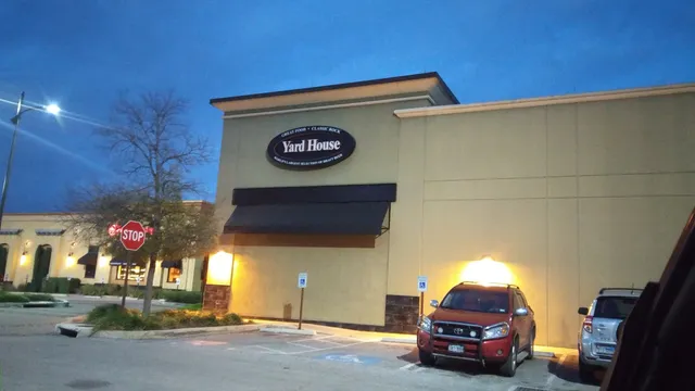 Yard House