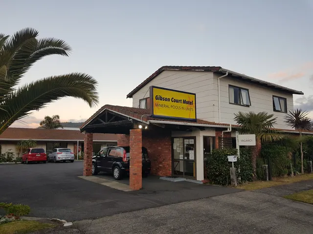 Gibson Court Motel