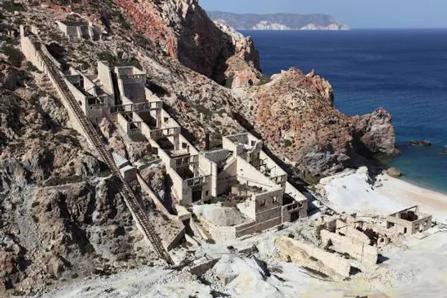 Milos Mining Museum/Μεταλλευτικό Μουσείο Μήλου