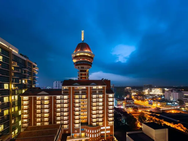 Mövenpick Nairobi Hotel & Residences