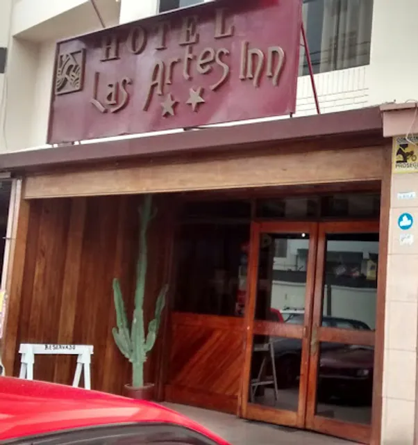 Hotel Las Artes Inn