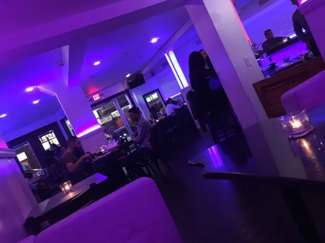 South Beach Restaurant & Lounge