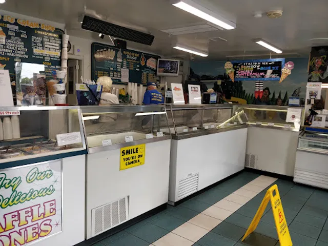 Yellow Brick Road Ice Cream Shop