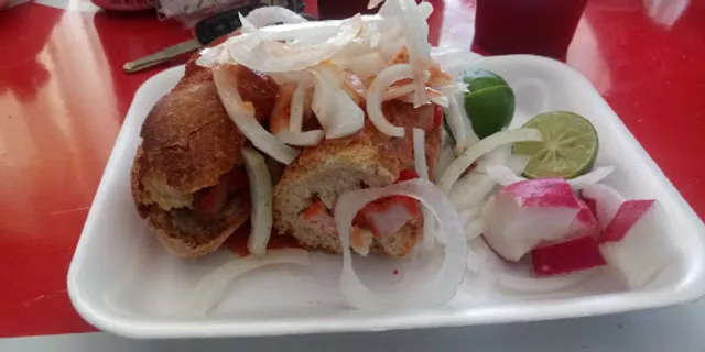 Tortas Ahogadas El Blas