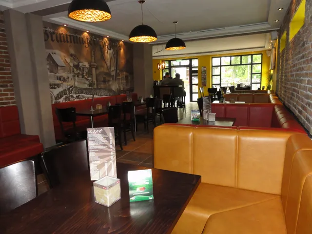 JASPER Grill Bar & Lounge / Club