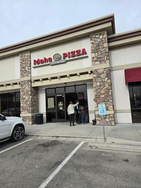 Shops At Eagle River